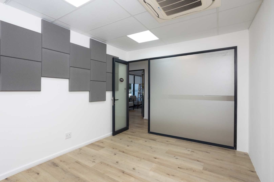 To Let commercial Property for Rent in Val De Vie Estate Western Cape